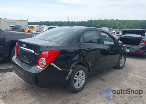 2016 Chevrolet Sonic Lt Auto z USA, uszkodzony, nr VIN 1G1JC5SB3G4158139